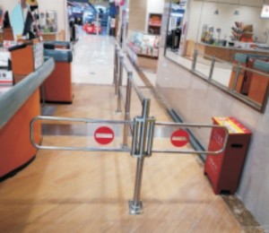 YST10 Guardrail Checkout Gate
